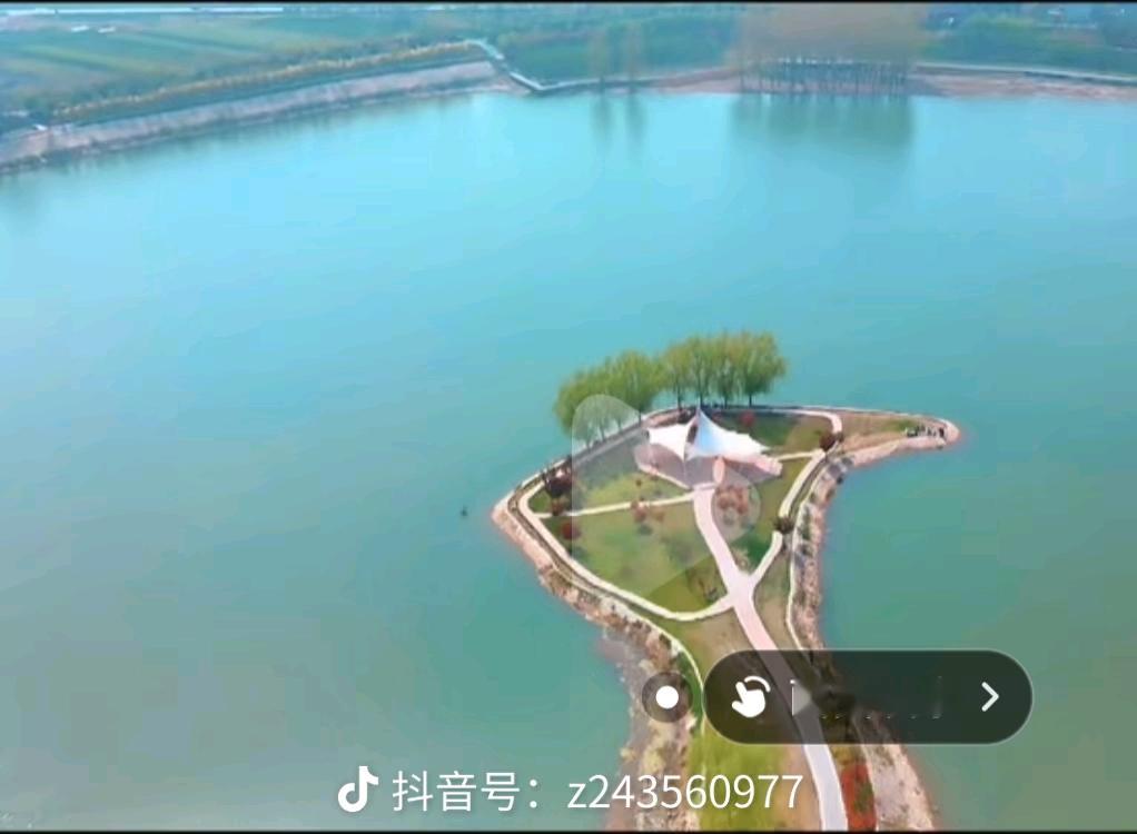 暴雨，洪水呼啸而过，此处已荡然无存，一切都成了记忆！回忆！