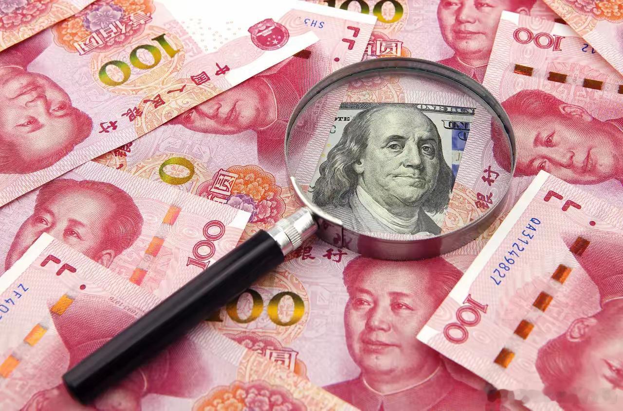 A股成交额缩量的原因？
​​缩量本质：不是社会上没有钱，而是愿意进场交易的活跃资金变少，进入存量博弈，多空分歧下降，观望情绪上升。
​​一、市场情绪与赚钱效应（最核心）
​​1. 缺少持续领涨主线
前期AI、算力科技主线退潮，新的能够带动全场赚钱效应的大主线没有形成。热点轮动飞快（电风扇行 ​