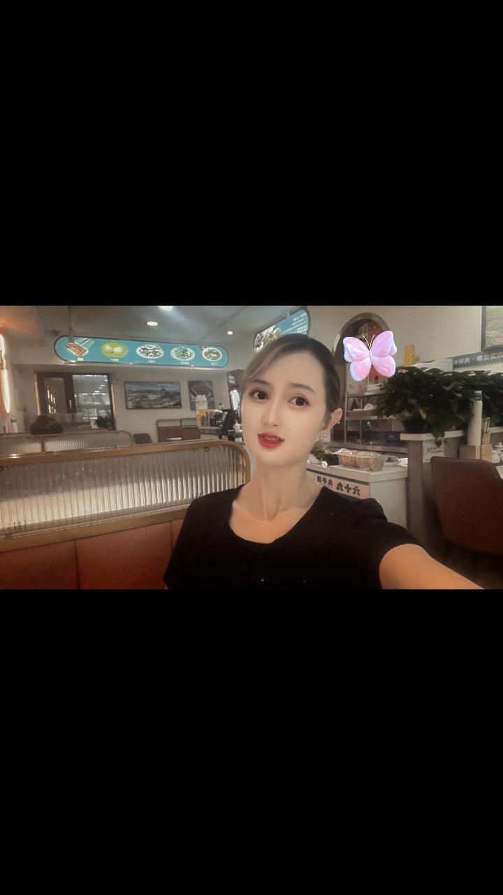 <p>甜系美女 <!--{img:0}--></p><img src=...