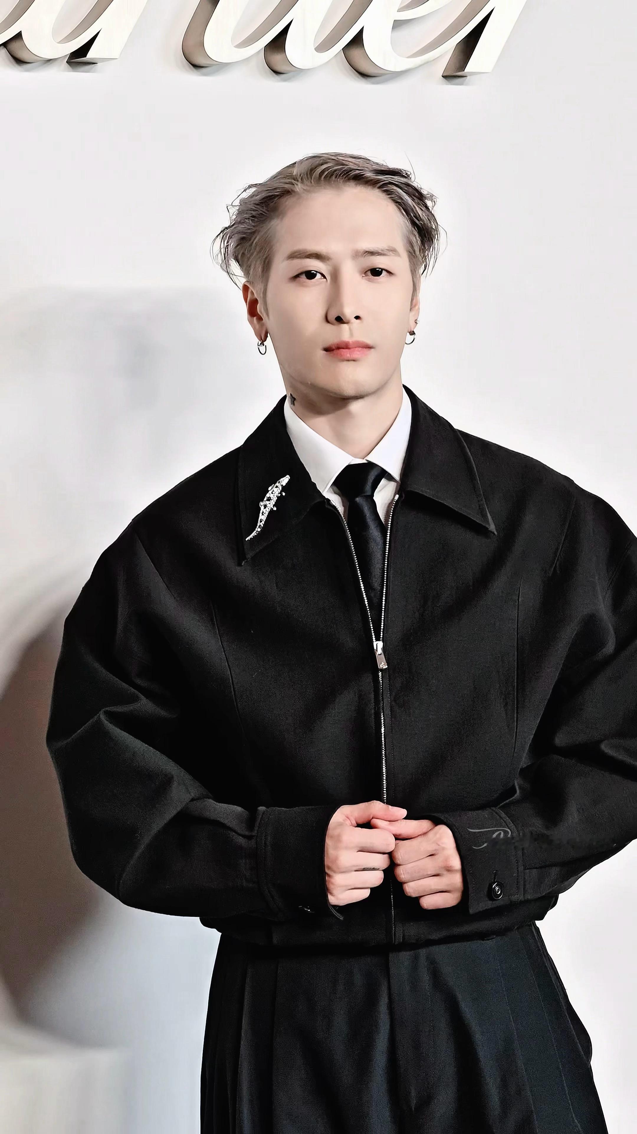 Miss you❤️
#王嘉尔[超话]# ​