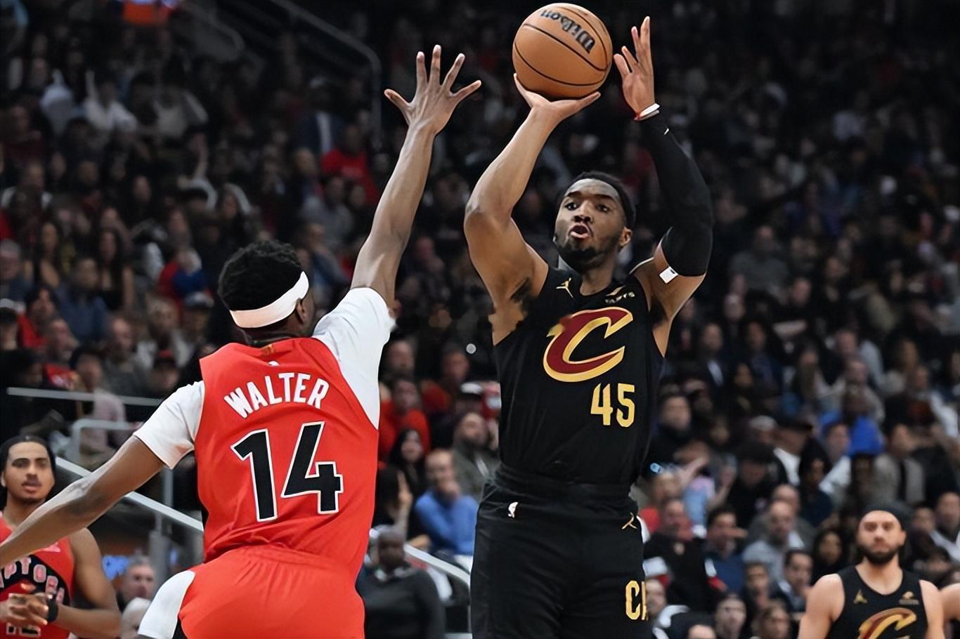 根据ESPN记者Shams Charania的消息，经纪人Austin...