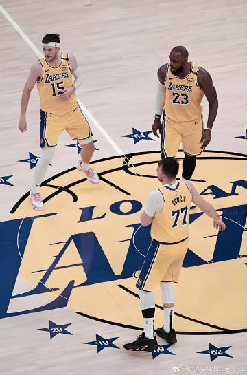 湖人遭遇三重危机：排名暴跌+魔鬼赛程+伤病狂潮<br />北京时间4月...