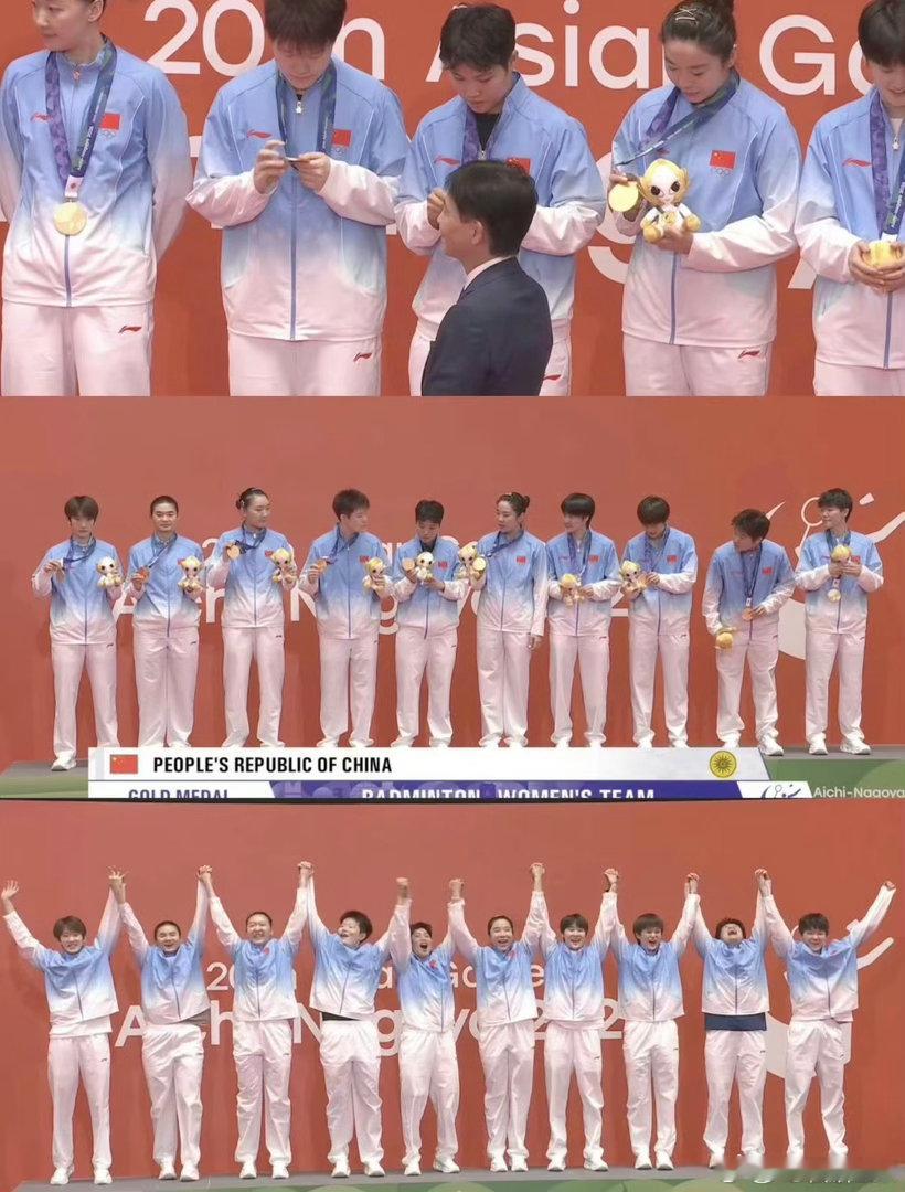#国羽女团夺冠后第一反应是抱紧队友#
中国队时隔12年再次夺得亚运羽毛球女团冠军
终场哨响，女孩们互相安慰，喜极而泣。
决胜分尘埃落定，所有紧绷的压力、无数日夜的疲惫，全部在此刻释放。
对陈雨菲、贾一凡来说，这枚亚运会女团金牌，是迟到的圆满。
拿过奥运奖牌、站上世锦赛最高领奖台，唯独亚运 ​