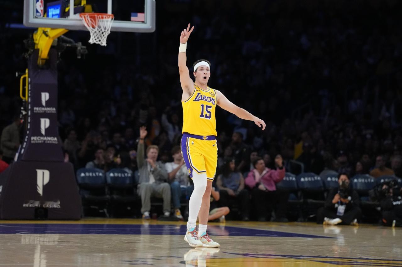 别过多消耗詹姆斯，下一个系列赛可是要面对雷霆的！美媒报道：里夫斯如果已...