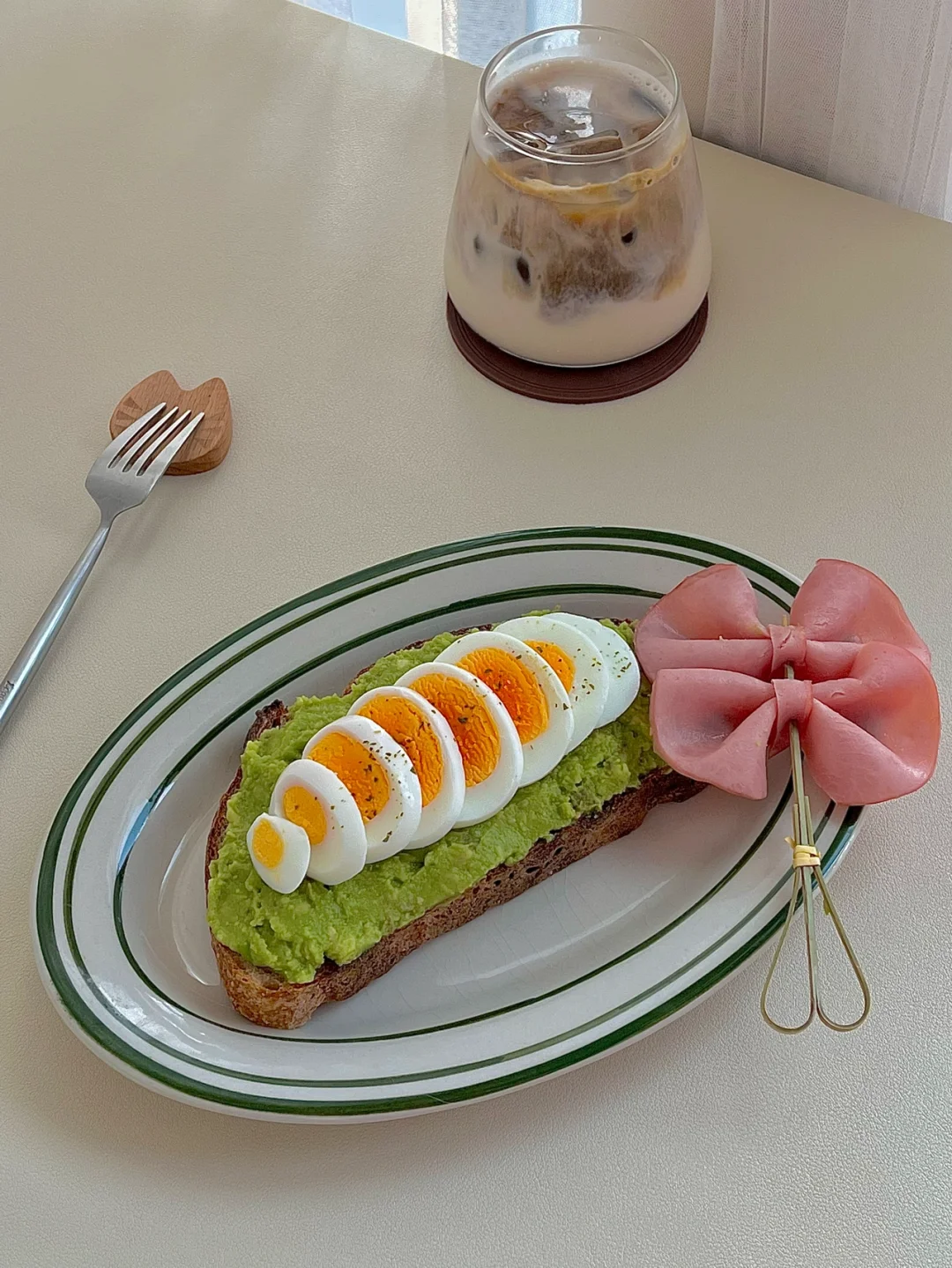 ☀️牛油果鸡蛋开放式三明治｜六月早餐开始