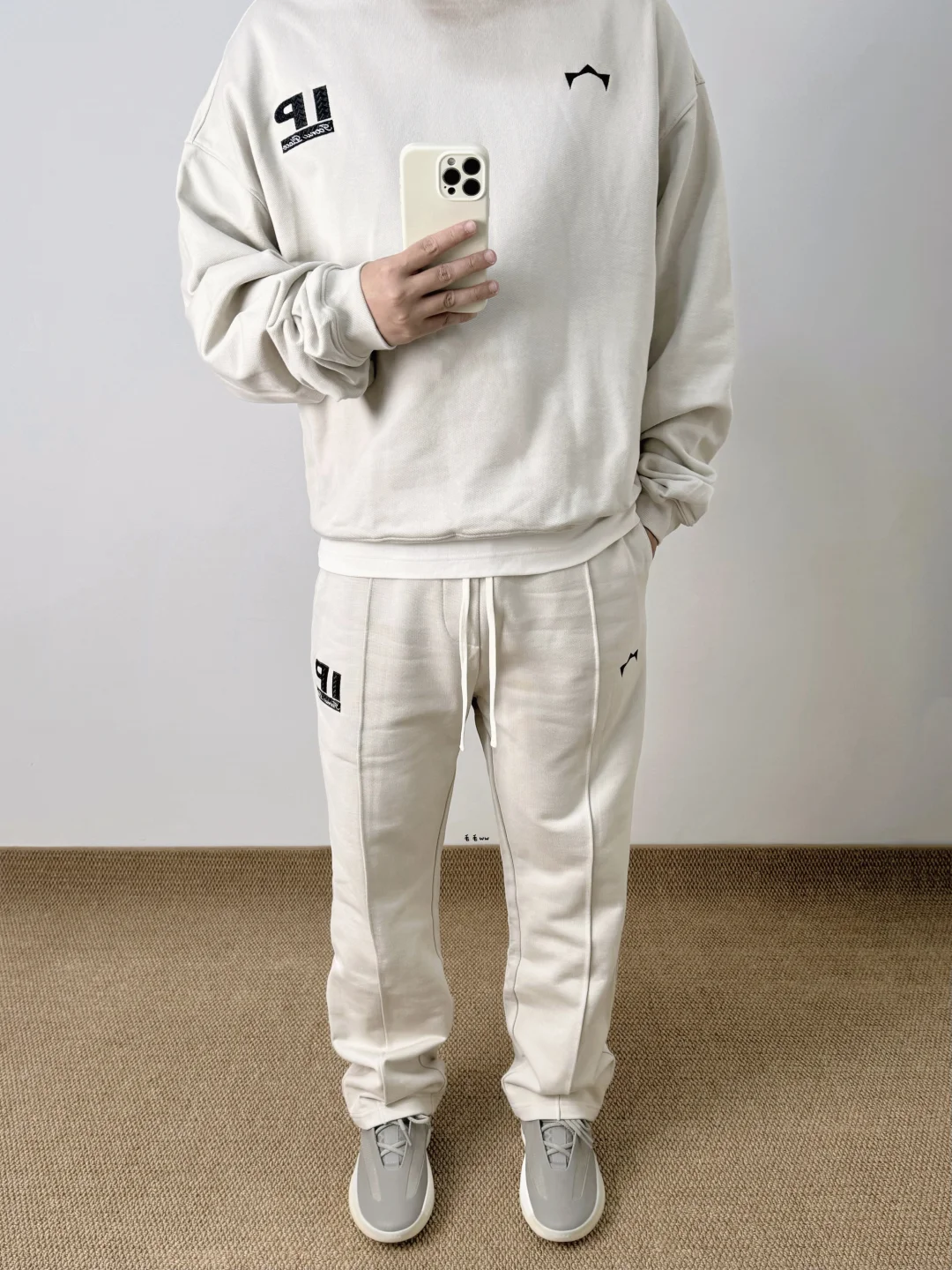 卫衣卫裤｜米色系穿搭