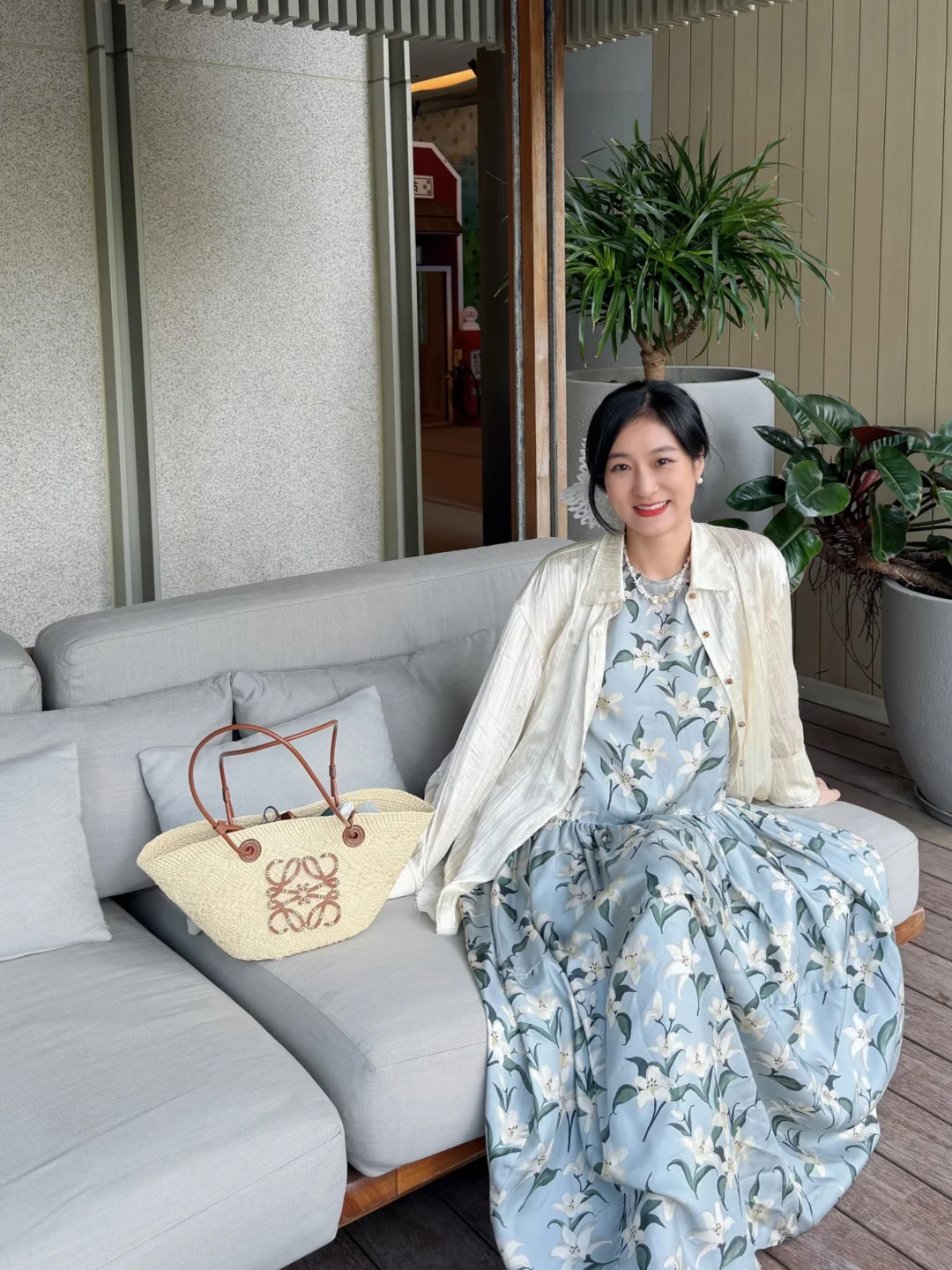 去海边🏝️当然就要穿花裙子啦！