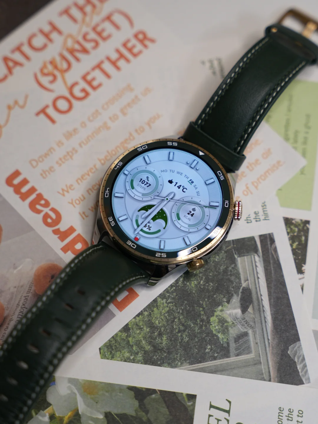 奉劝大家一句！圣诞节千万别送围巾、手套、帽子三件套了，荣耀手表5Pro...