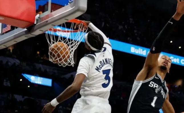 森林狼客场惨败后，能找回进攻感觉吗？  NBA 圣安东尼奥马刺vs明尼...