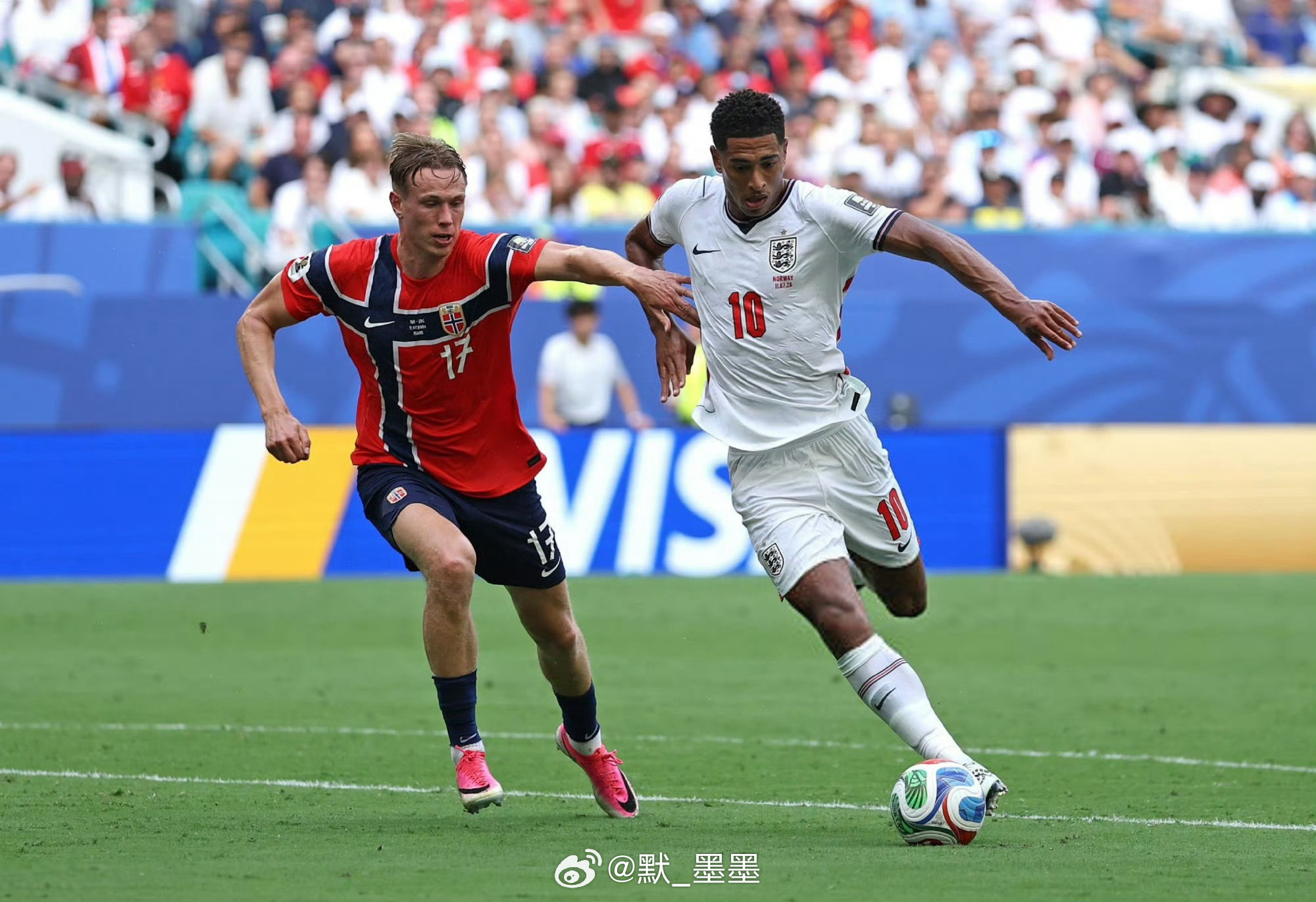 📰半场比赛结束挪威 1-1 英格兰上半场剧情跌宕起伏，英格兰手握68...