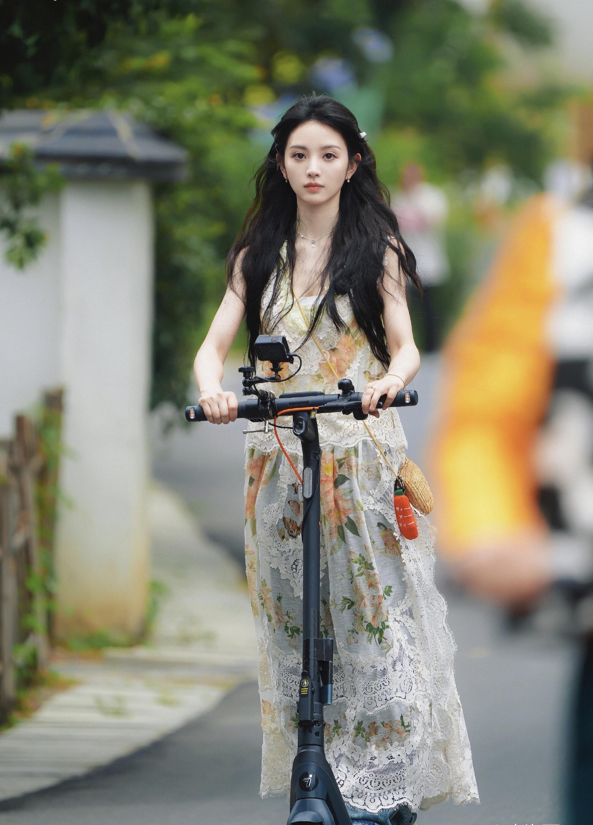 田曦薇