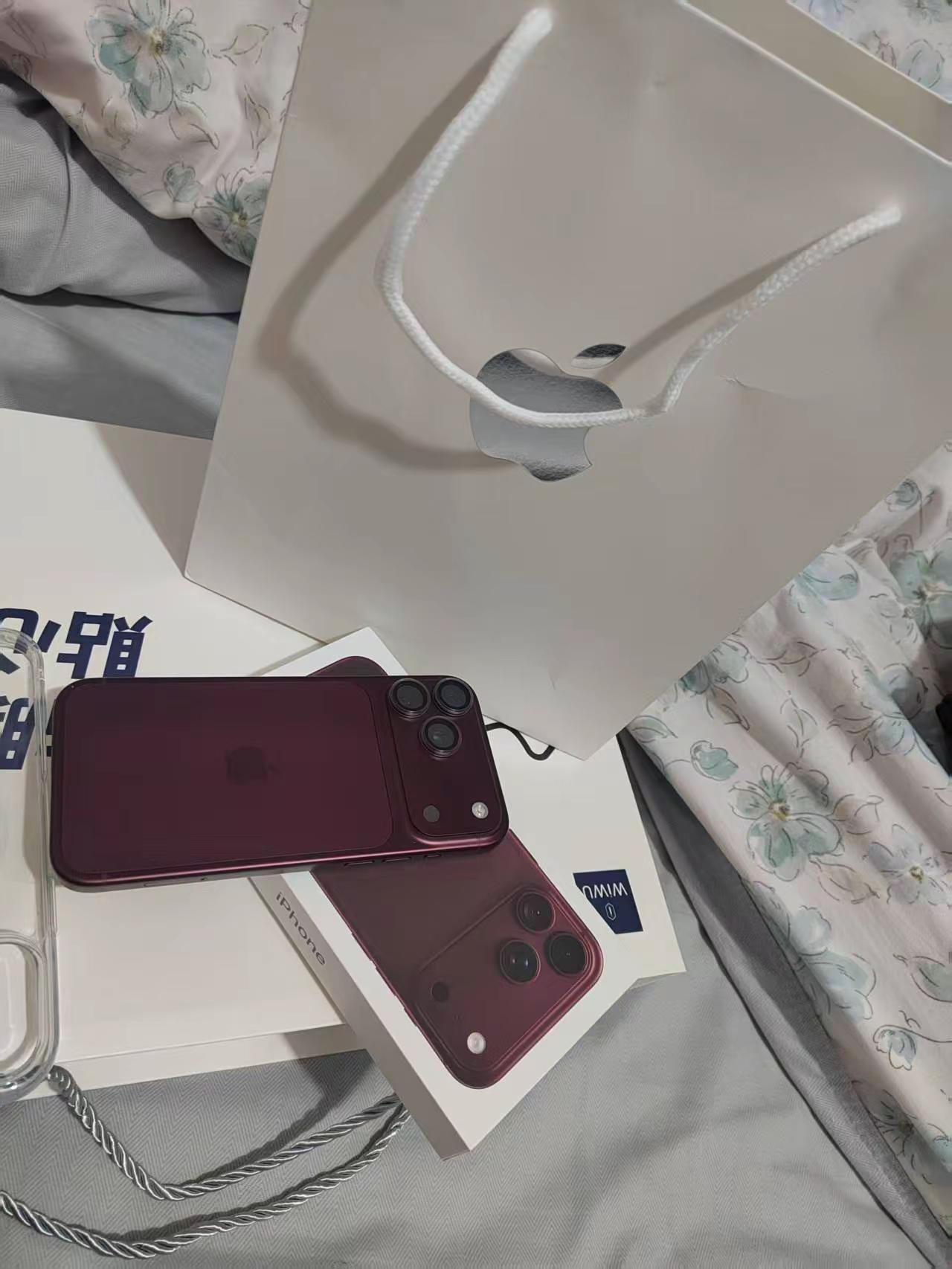 喜提新机iphone 18pro  MaX🍎📱不是炫耀，是自爱❤️