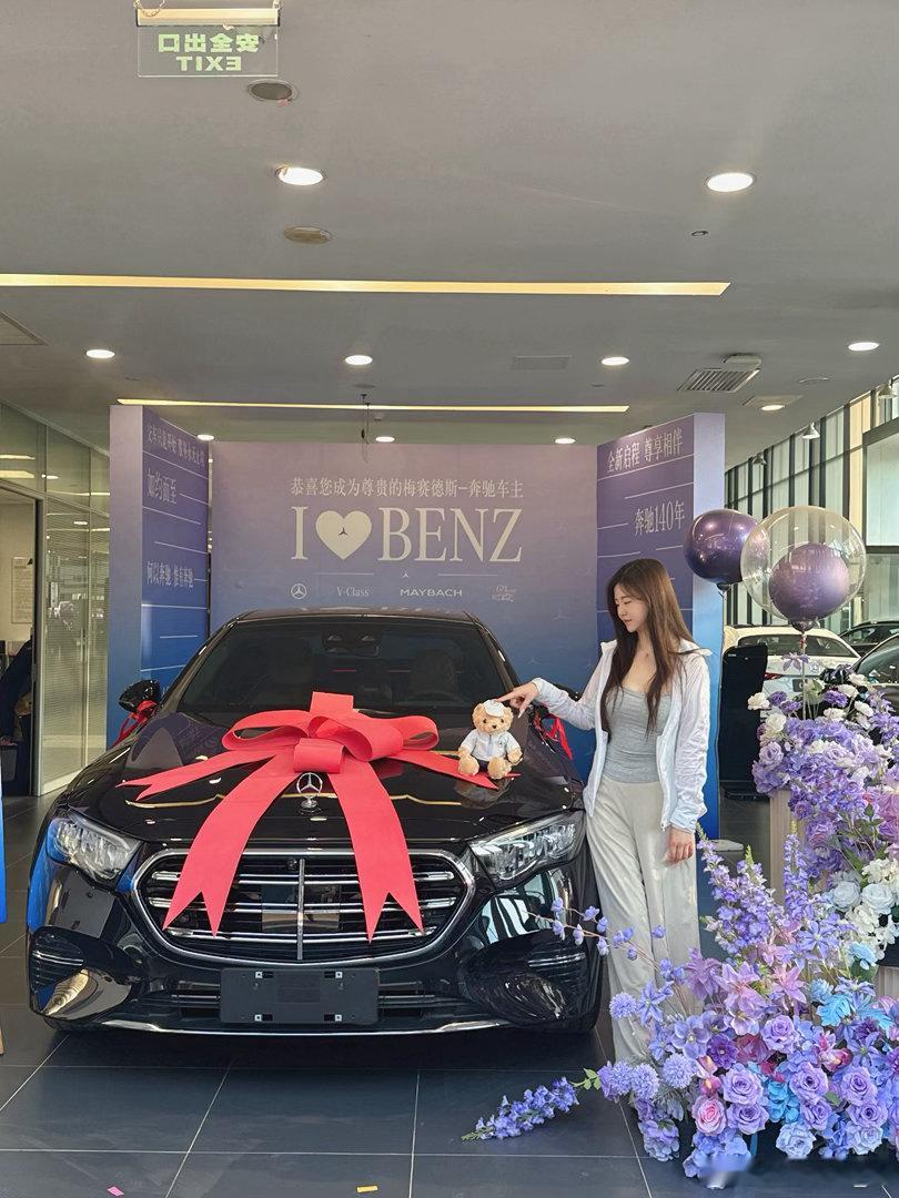 今天不Emo 今天E300L♥️ ​