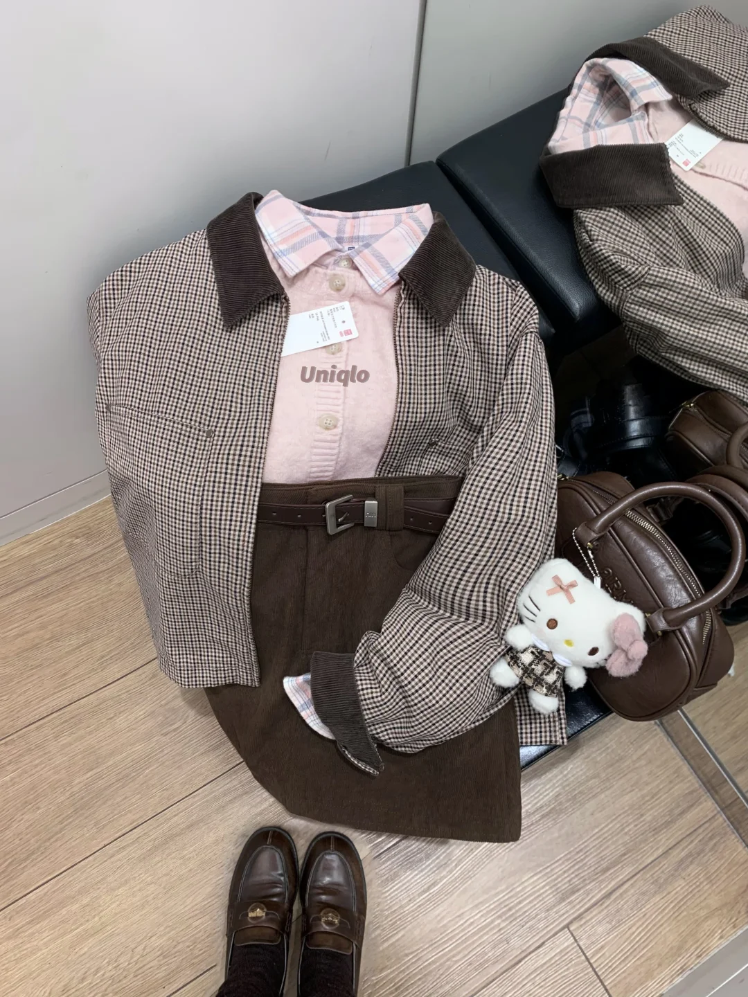 优衣库你好miumiu好赵露思!!🐻2套好乖好复古娇俏感~