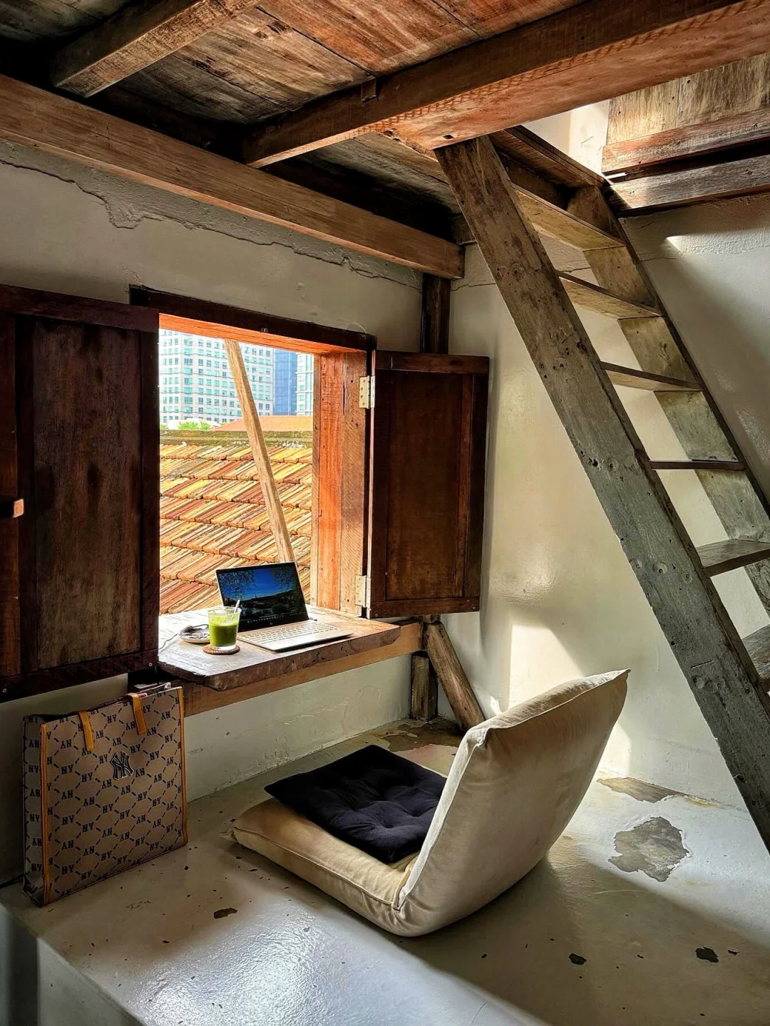 越南🇻🇳胡志明，好迷人的3家绝美宝藏咖啡馆