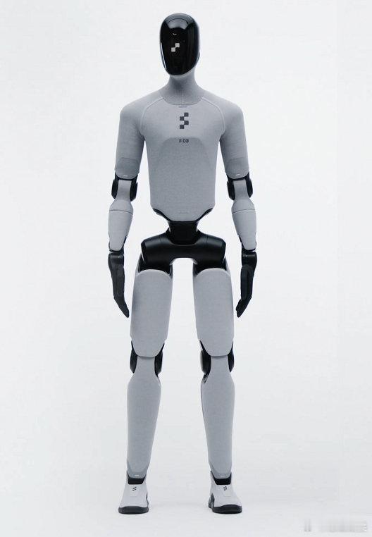 #Figure已交付350台机器人#  
      圣何塞，Figure AI的BotQ工厂，从今年1月到4月，日产能从一台提升至具备每小时一台的生产能力。120天，24倍。
      到4月底，工厂已向客户交付350余台Figure 03。其中一批已进驻宝马斯巴坦堡工厂，承担一项新的物流作业。 ​