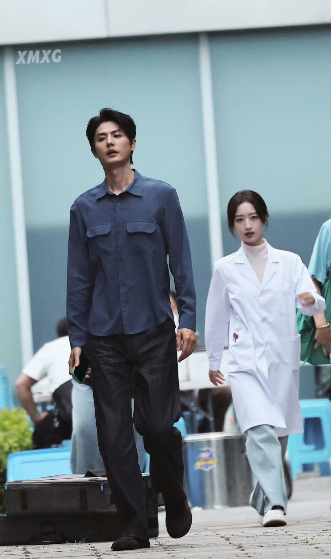 虽然男生女儿比恩熙只小六岁，但是确实很有cp感啊，他俩是主角吗，有点期待……
#刘畅邓恩熙cp感# ​