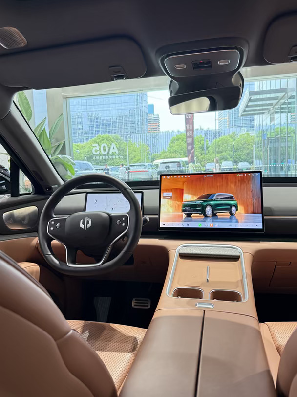 零跑D19🚘一台车搞定全家