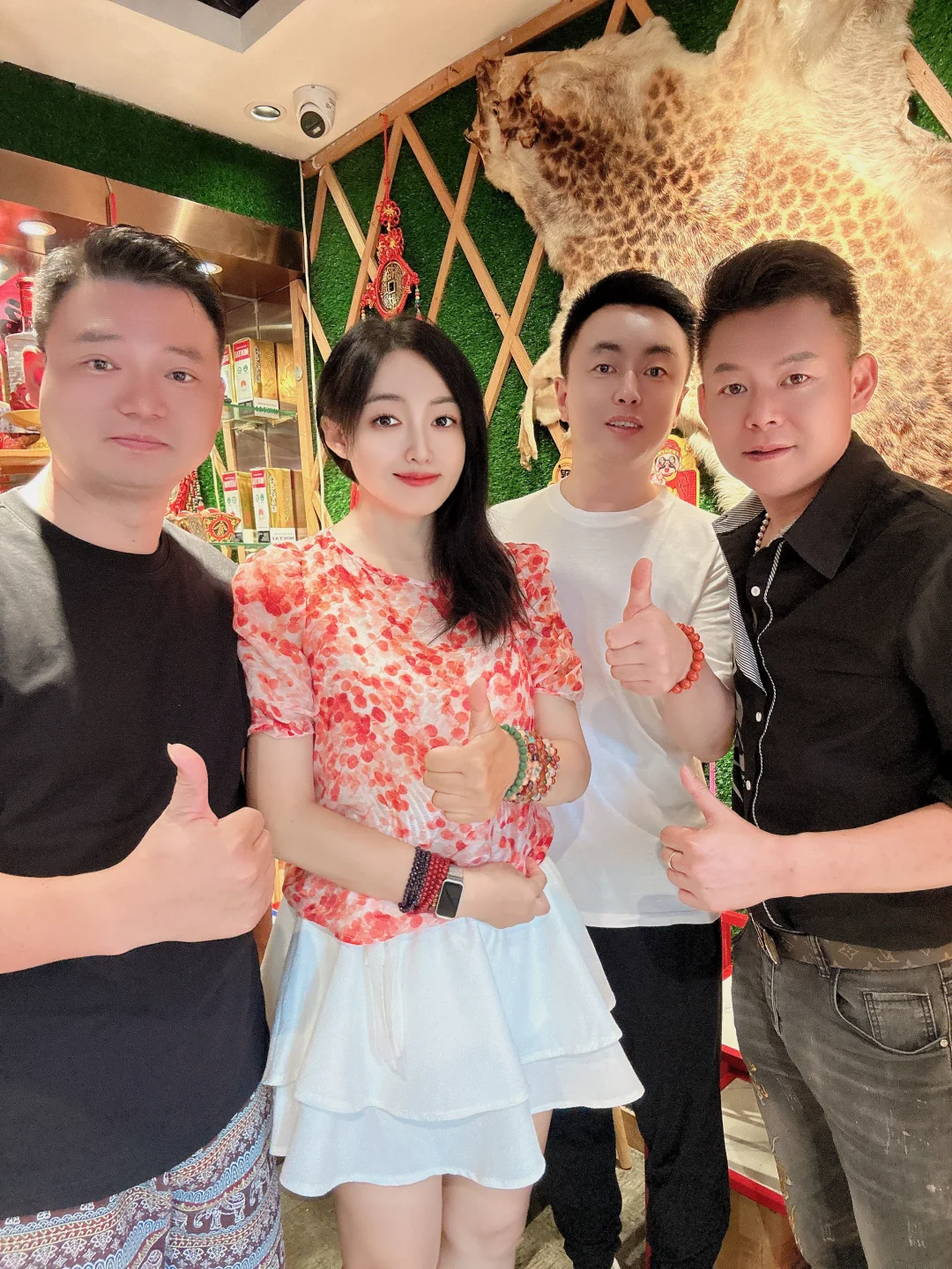 🔥首创干锅羊蝎子➕烧烤+比利时🍻的快乐
