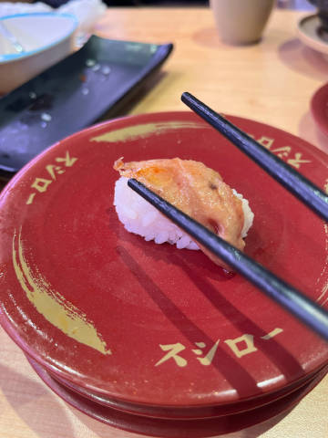 焦糖鹅肝最佳，我吃了五块🤗 鹅肝入口即化，上面那层糖衣甜味明显，而且...