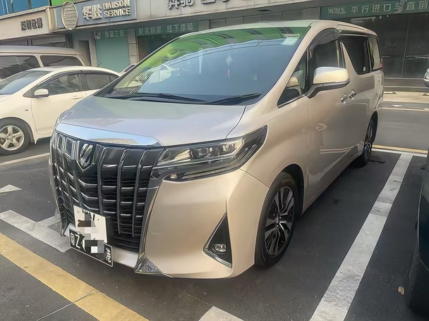 🇭🇰两地牌、埃尔法、这台车的含金量、