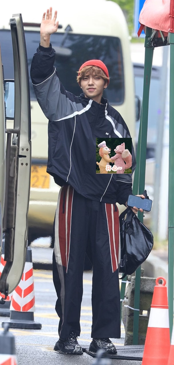 管健嘉晨 颜安 小沈阳 曾辉 唐九洲