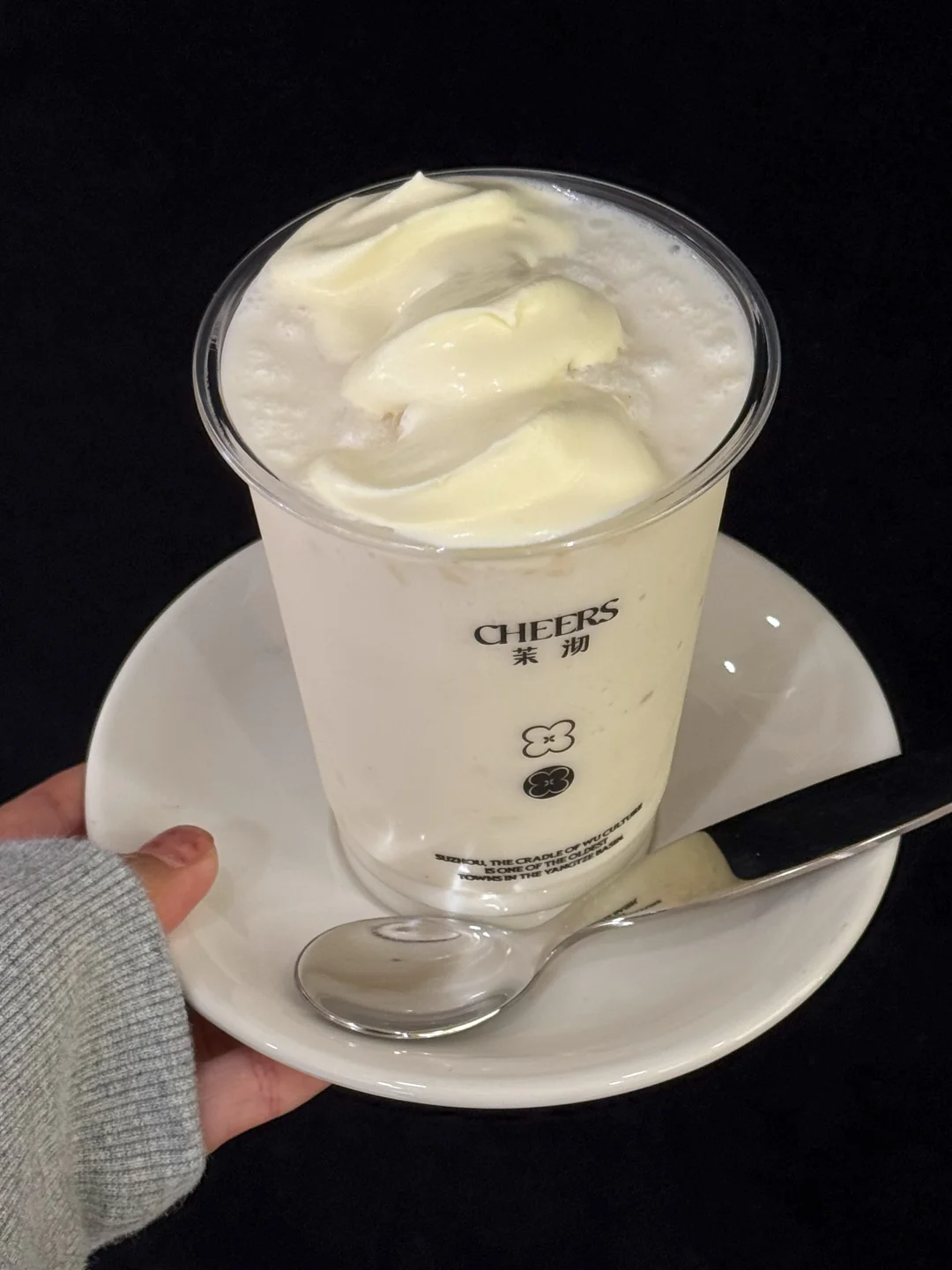 吃到奶茶届的米布丁了！！