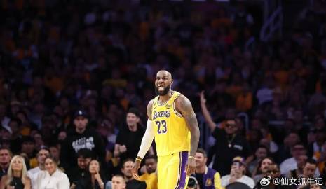 没一个能打的！詹姆斯有多能逆天而行<br /><br />詹姆斯41岁...