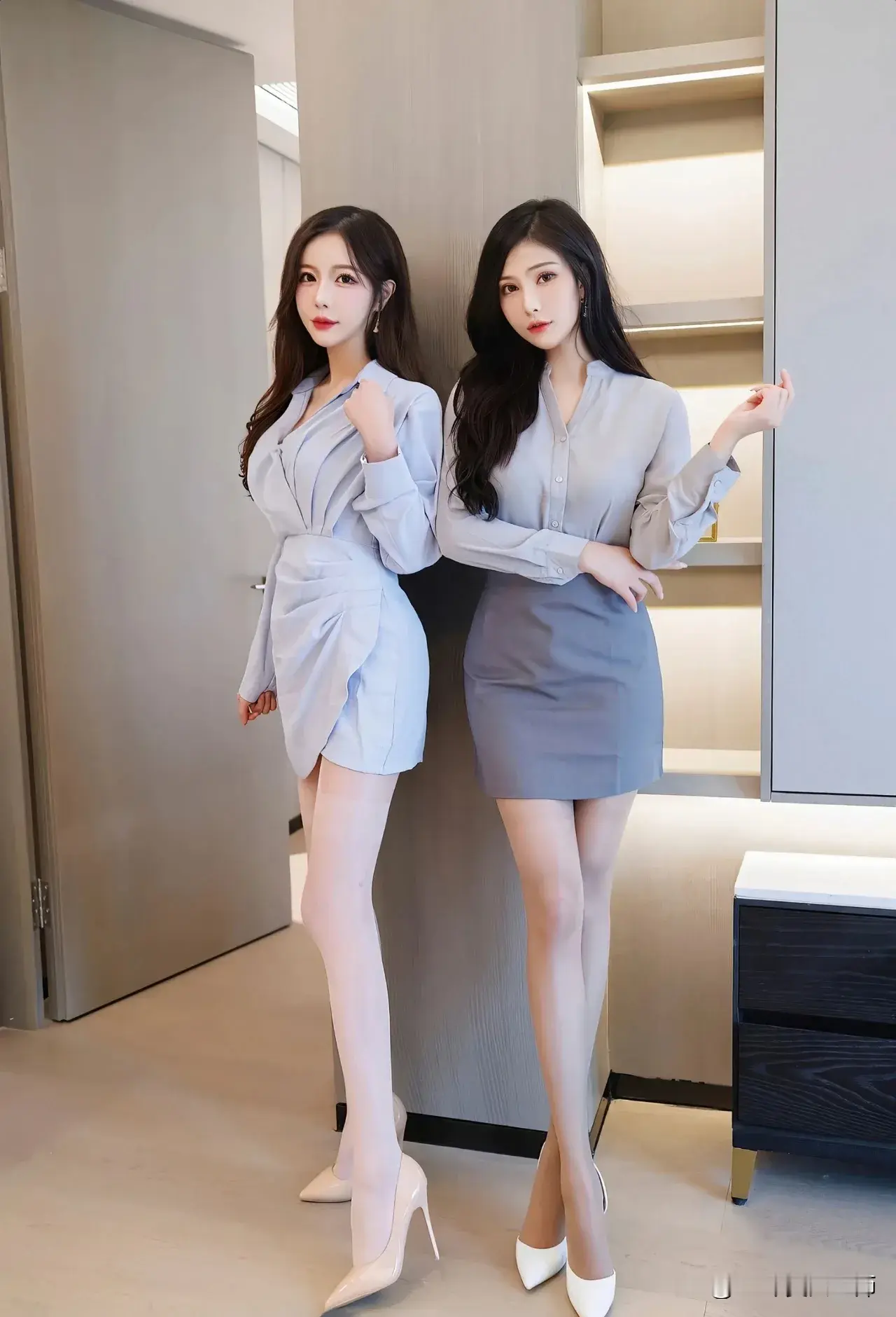 网红模特姐妹花，纤腰翘臀，满屏大长腿，这谁遭得住！