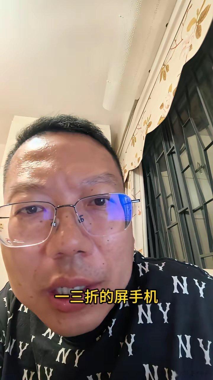 华为最安静的十个赛道。
有人说华为最擅长养水军，只要华为进入哪个领域，哪个领域就会非常的吵闹，吵得不可开交。有没有可能吵闹的根源不在华为？不然你怎么解释以下的领域那么的安静？
·1、三折屏手机，新一代的Mate XT2即将上市。
·2、折叠电脑。
·3、血压手表。
·4、水下通讯智能手表。
·5、子母路 ​