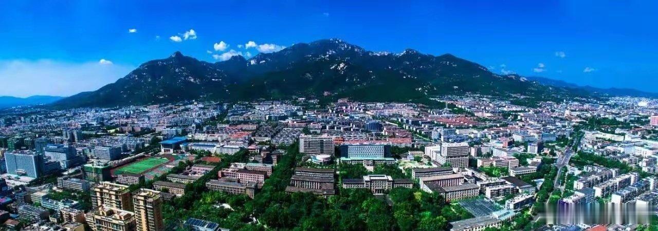 山东农业大学建校120周年，山东省十分重视，省委书记和省长亲临学校调研指导，陈平副省长出席校庆庆典活动。 ​