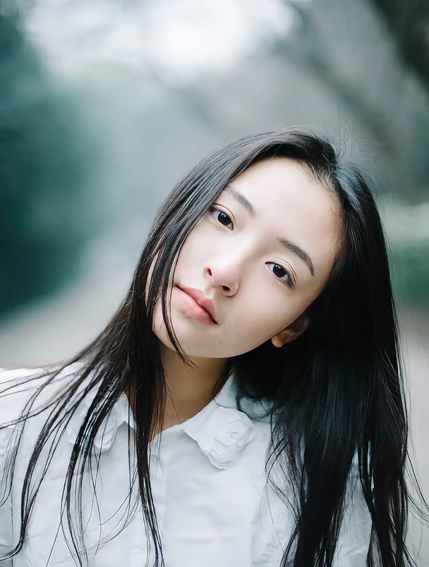 那年樱花树下的她