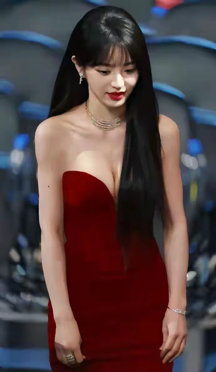 田曦薇丨好美啊！这身材太顶了！❤️❤️