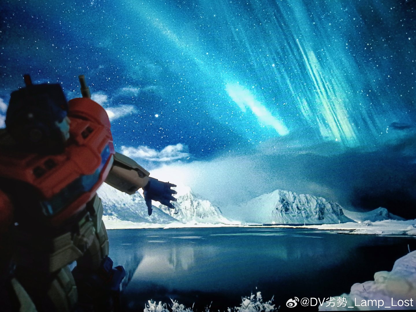 【7.28擎天柱生贺补营】

「去奔向属于你的极光吧」
Happy brithday，Optimus. ​
