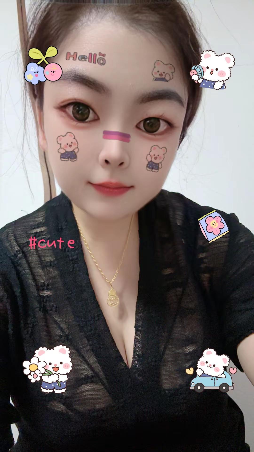 成熟女人的三大标志：穿貂，买黄金，听凤凰传奇