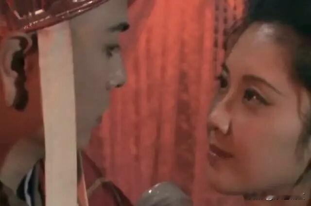 9月6日（今日）女排比赛（北京时间）
2026欧洲女排锦标赛最后的收官大战：
1. 21:00 铜牌战：塞尔维亚 🆚 波兰
2. 9月7日 00:00 决赛：土耳其 🆚 意大利（安特罗波娃所在队伍）
央视体育频道不直播，可在其他渠道观看比赛。