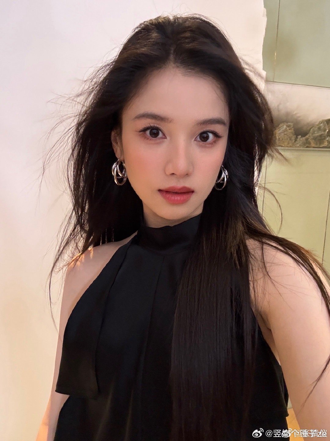 #张婧仪比亚迪秦MAX代言人#美丽女人 #张婧仪[超话]# ​