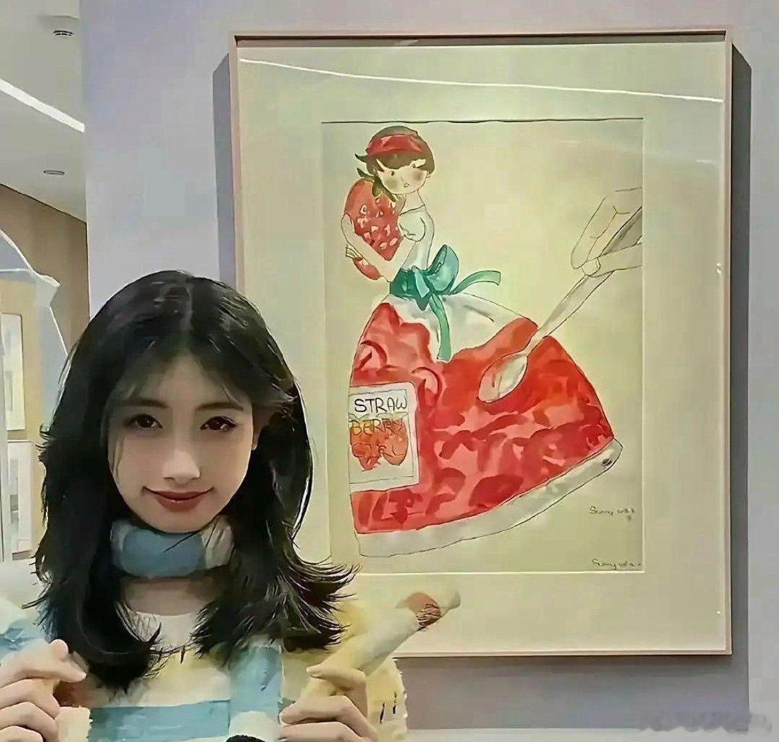 左边是冯小刚女儿的画，右边是李湘女儿的画，大家觉得她俩在绘画上有没有天赋。 ​