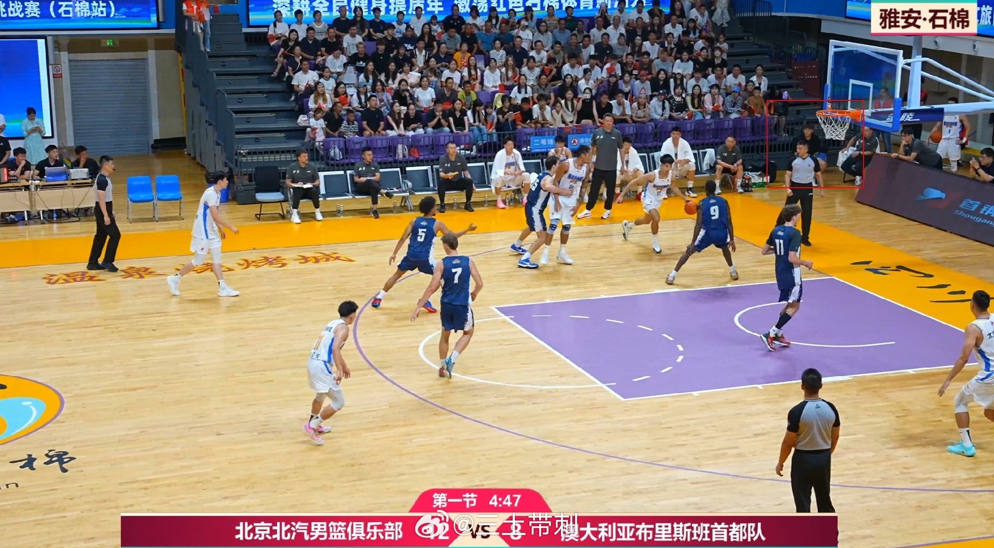 #cba# 

北京首钢男篮今夏的首场公开热身赛，2026年四大洲男篮国际挑战赛（石棉站），第一场对手是澳大利亚布里斯班首都。

哈哈，这个名单，赵睿在大屏幕，但是便装，不打。 ​