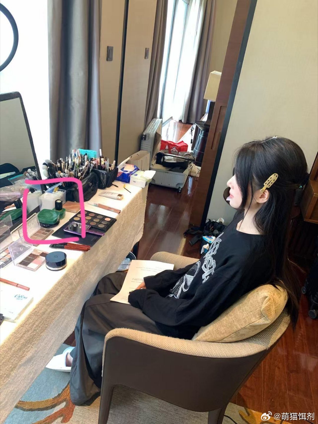 #演员李思潼[超话]# 
丝绸电影节新图又+2!!!
李思潼你美

​