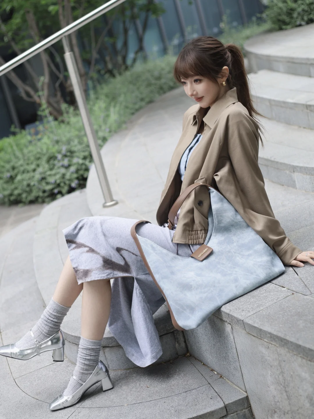 没打扮就是很时髦啊🤷