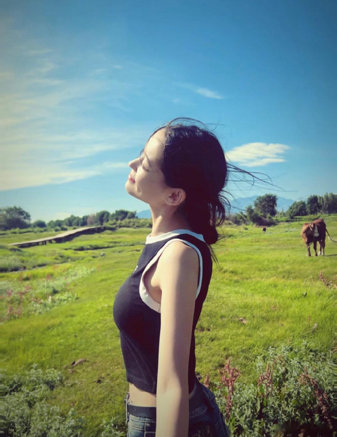 #娜扎开提tayer[超话]#  nzkt  #新人演员娜扎开提# nzkt  #娜扎开提未来可期#

因为见你 我把这一路上的苦难当做幸福 当做爱你的勇气

​