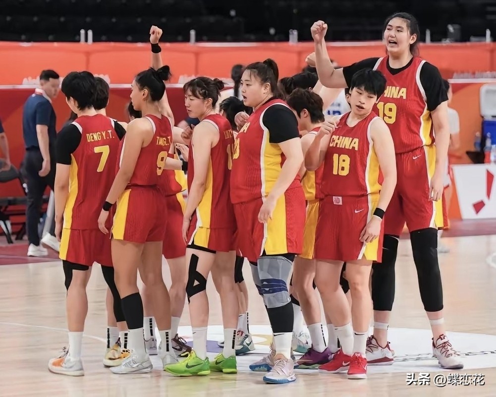 亚运会女篮半决赛，中国女篮80-85不敌韩国女篮，有5个不得不承认的事实

1、三分球完全哑火，中国队全场三分球13投0中，颗粒无收，而韩国队41投12中。仅三分球一项，中国队就净负36分。

2、失误控制堪称灾难级，中国队全场出现18次失误，是韩国队（6次）的3倍，更致命的是，韩国队利用失误完成了
