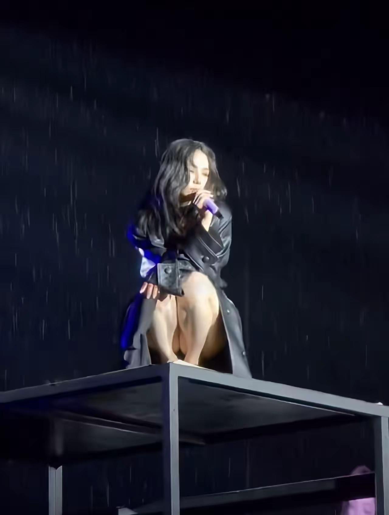 蜜帝好美…柳智敏Karina  演唱会