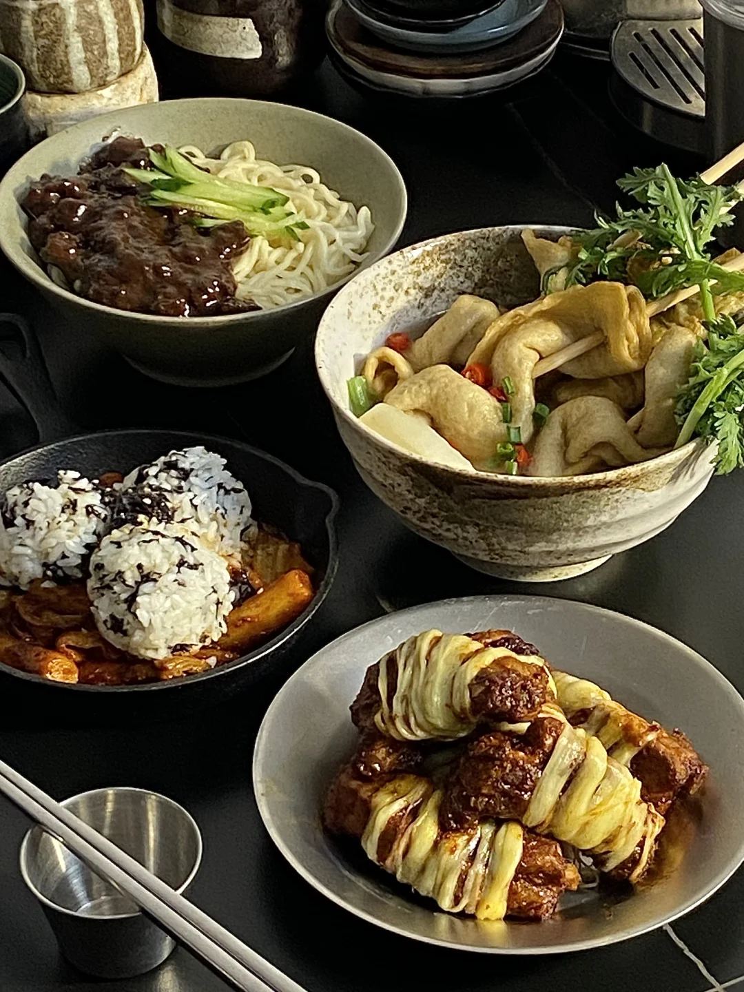食谱📜芝士排骨 炒年糕饭团 鱼饼白萝卜汤🥢