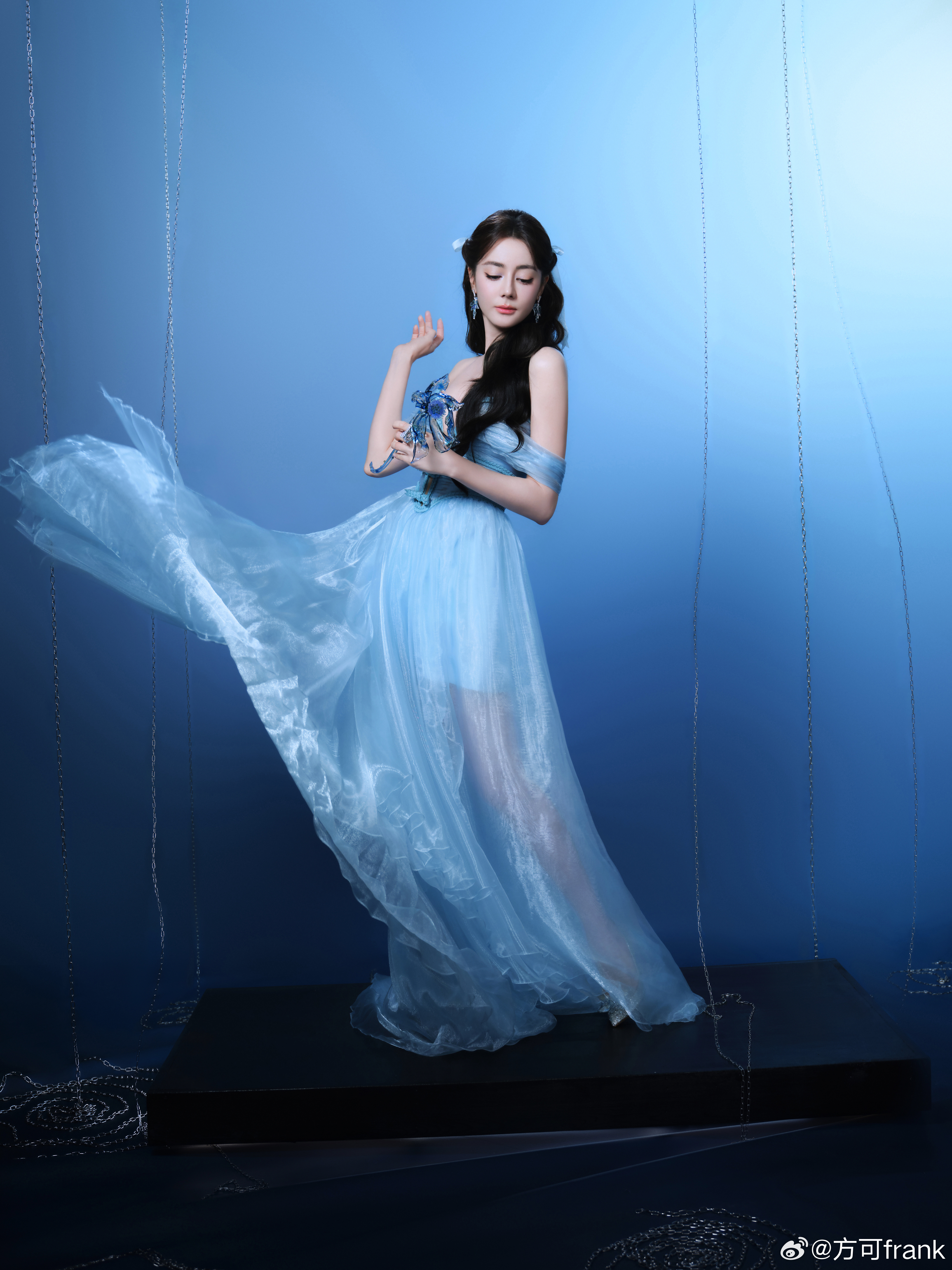 [超话]今日份公主巴巴👸 发型：方可✌️ ​​​