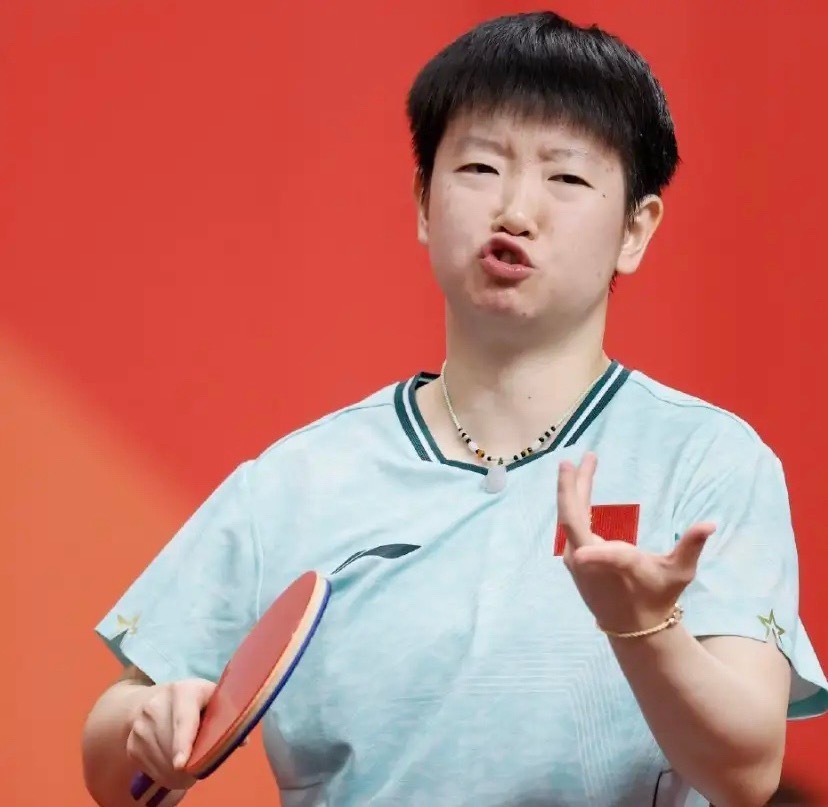 名古屋亚运会后，乒乓球女单前二十名排名，有不小的变化

1、孙颖莎——中国，7575分，排名上升一位
2、王曼昱——中国，7565分，排名下降一位
3、张本美和——日本，6709分，排名与变化
4、蒯曼——中国，5663分，排名与变化
5、王艺迪——中国，5647分，排名与变化
6、早田希娜——日本，4810分，排 ​