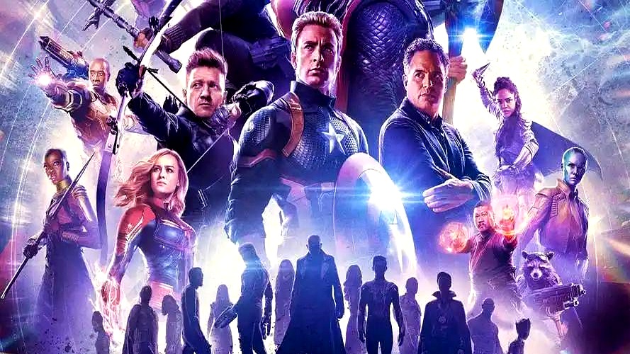 中秋档十多部国产新片扎堆上映，结果被一部重映的《复联4》按在地上狠狠摩擦，真挺讽刺的。
 

影院其实给足了国产片面子，像《敦煌英雄》首日排片给了17.3%，结果一整天下来票房才可怜的832万。反观几年前上映过的《复联4》，轻轻松松卷走八千多万，一个人就吃掉了整个大盘三成多的票房。
 

十几部新片
