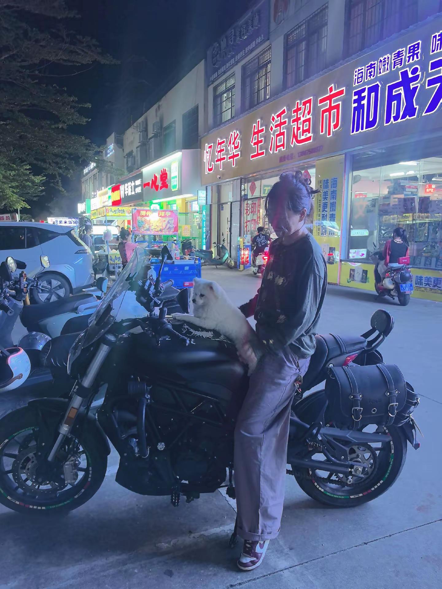 纯素颜也是美女，美的麻烦死了真是🤥🫢