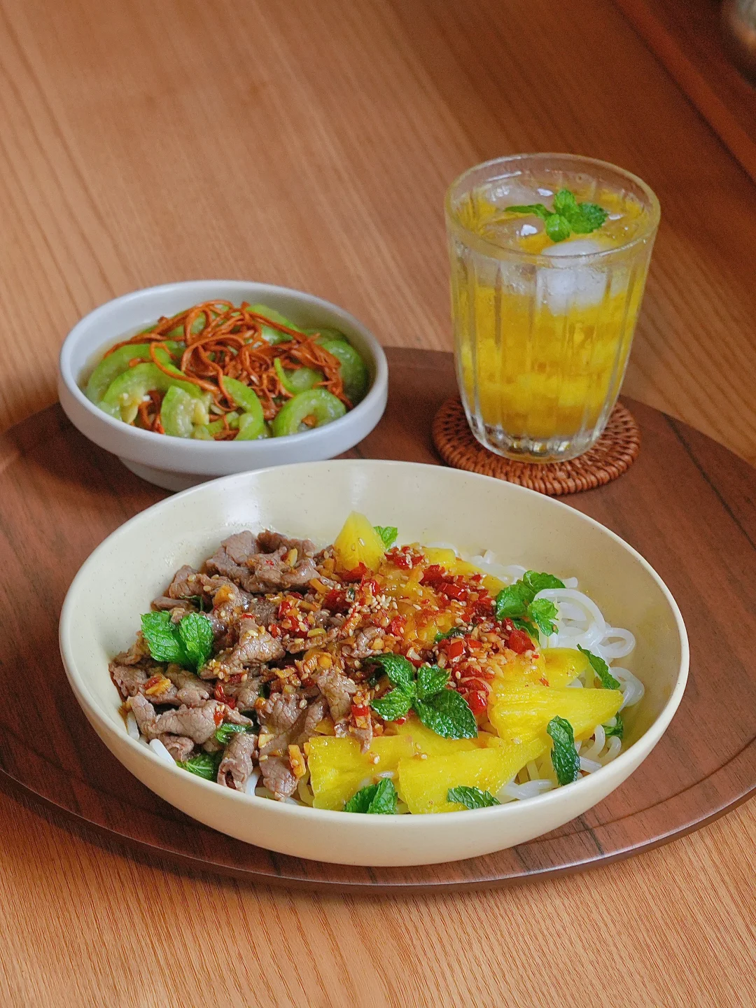 不开火漂亮饭｜薄荷菠萝牛肉拌米线🍃🍜